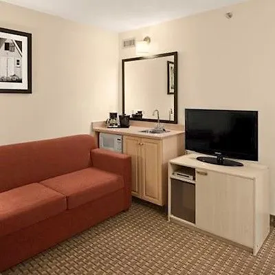 Country Inn & Suites Dartmouth