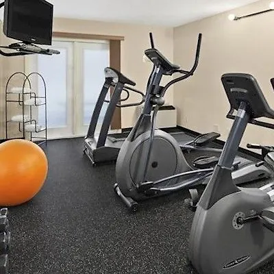 Country Inn & Suites Dartmouth 2*,  Canadá